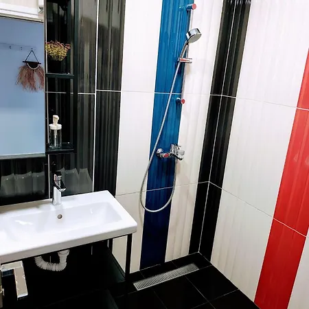 Apartment тристаен арт ,созопол *